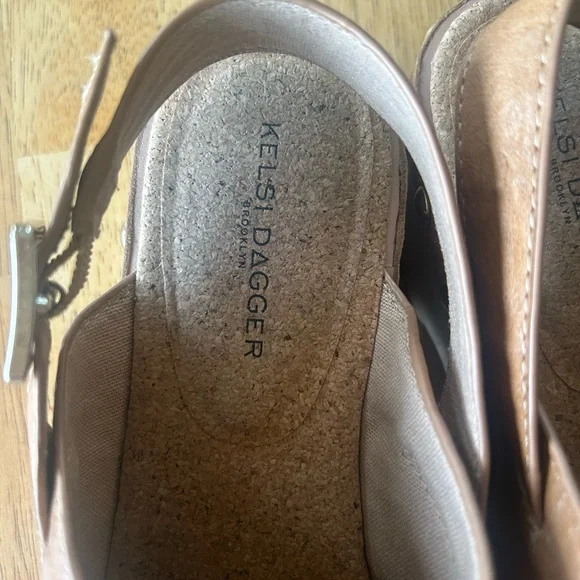 Anthropologie Kelsi Dagger Clogs - Picture 2 of 4